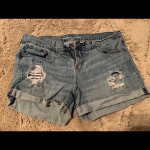 Boyfriend Jean Shorts